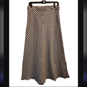 Mila Checkered woven Midi Skirt